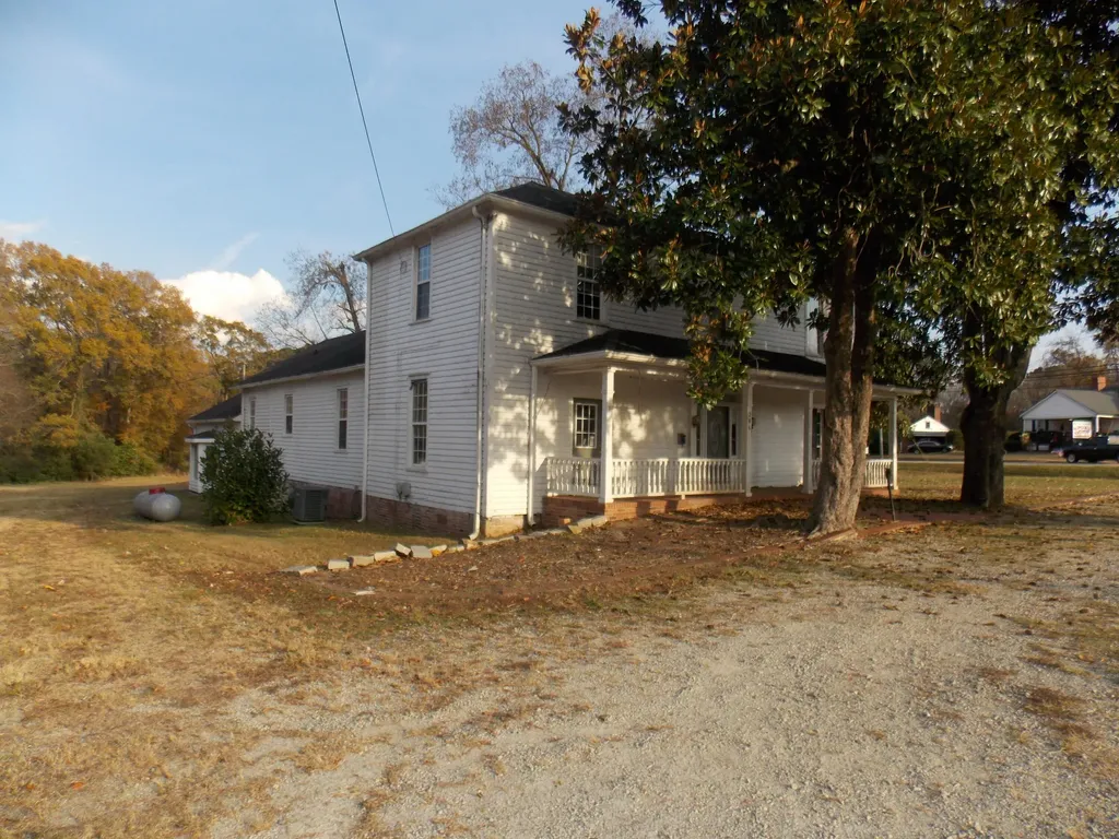286 South Peachtree Street Lincolnton GA 30817