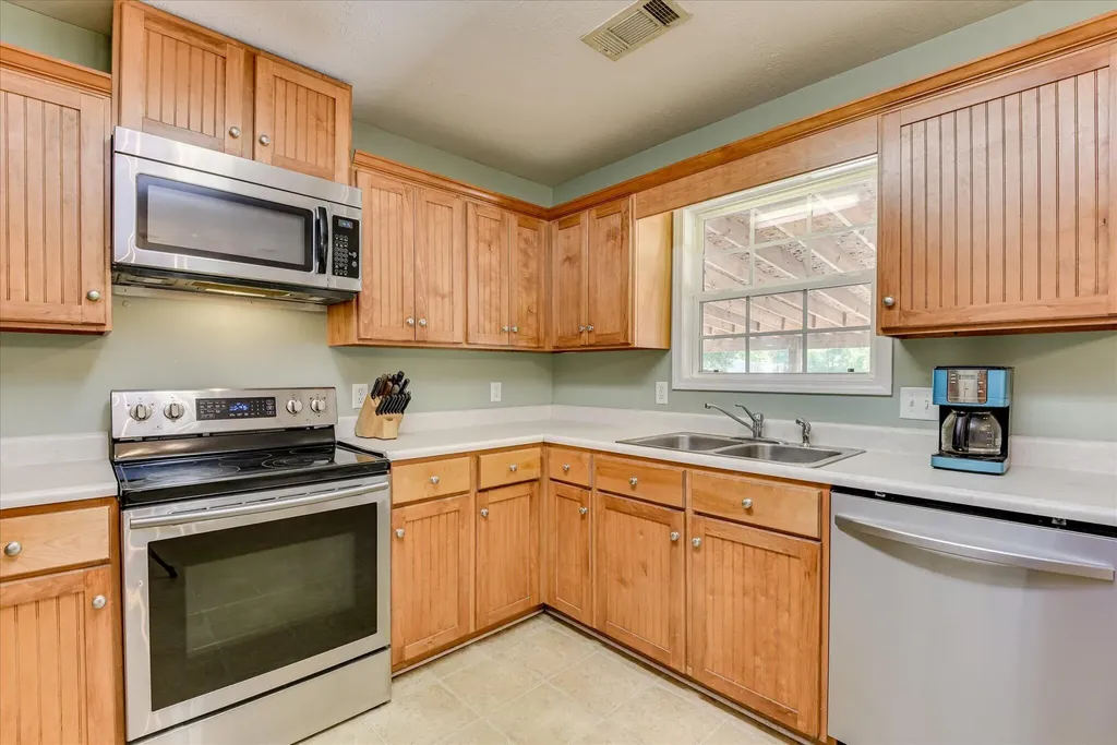 1703 Patti Lane Brooklet GA 30415