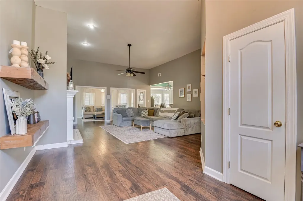 1162 Oakton Trail Evans GA 30809