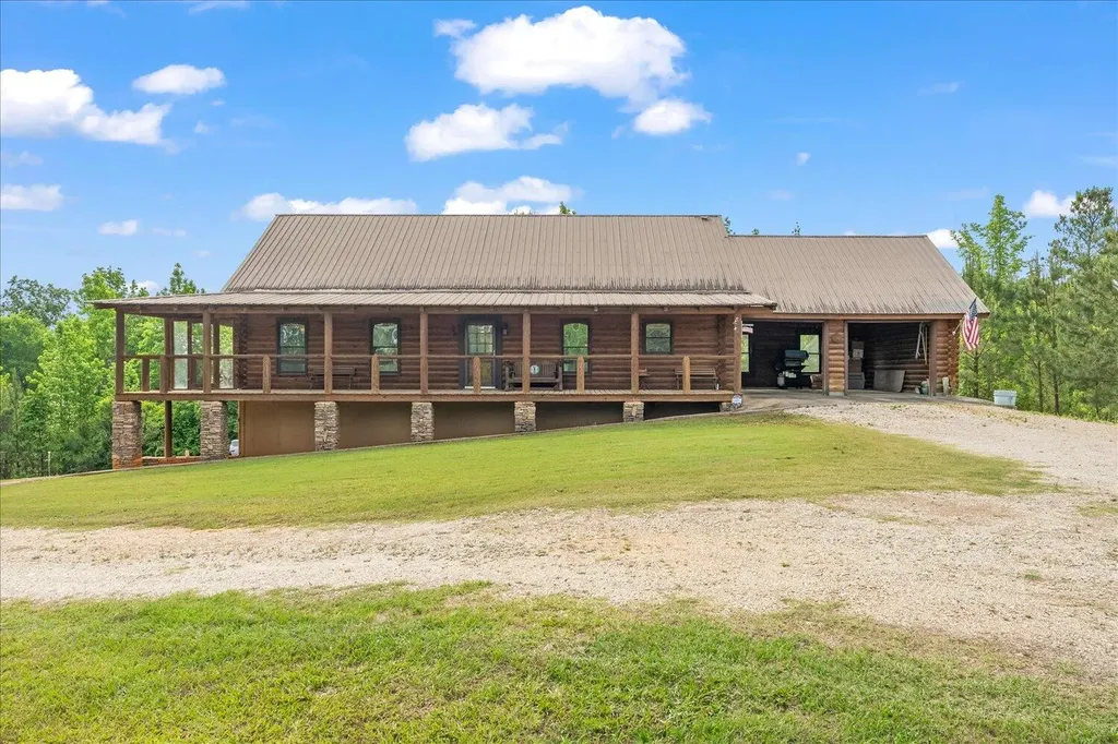 299 SW Hunting Club Road Crawfordville GA 30631