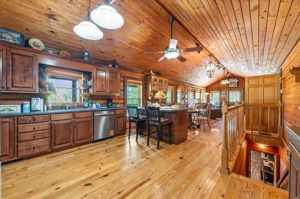 299 SW Hunting Club Road Crawfordville GA 30631