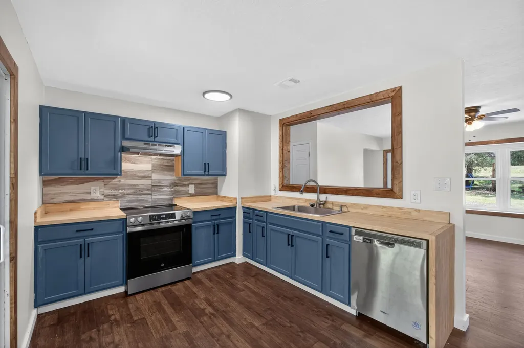 1544 Jean Road Thomson GA 30824
