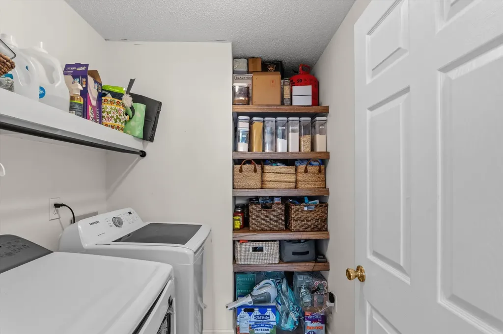 4032 Dowling Drive Martinez GA 30907