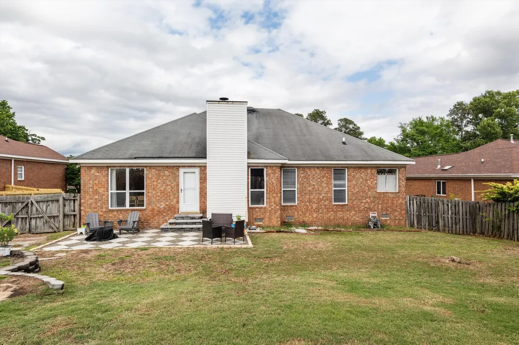 4032 Dowling Drive Martinez GA 30907