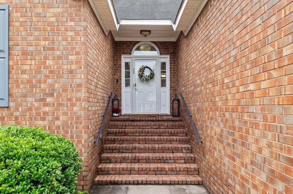 4032 Dowling Drive Martinez GA 30907