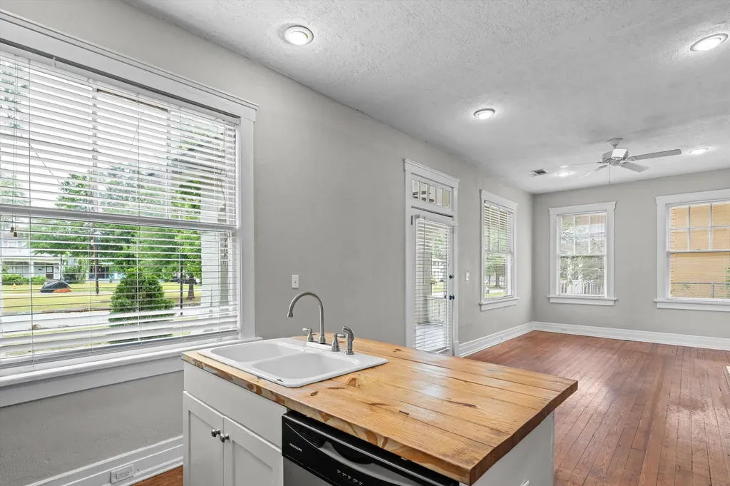 232 Broad Street Augusta GA 30901