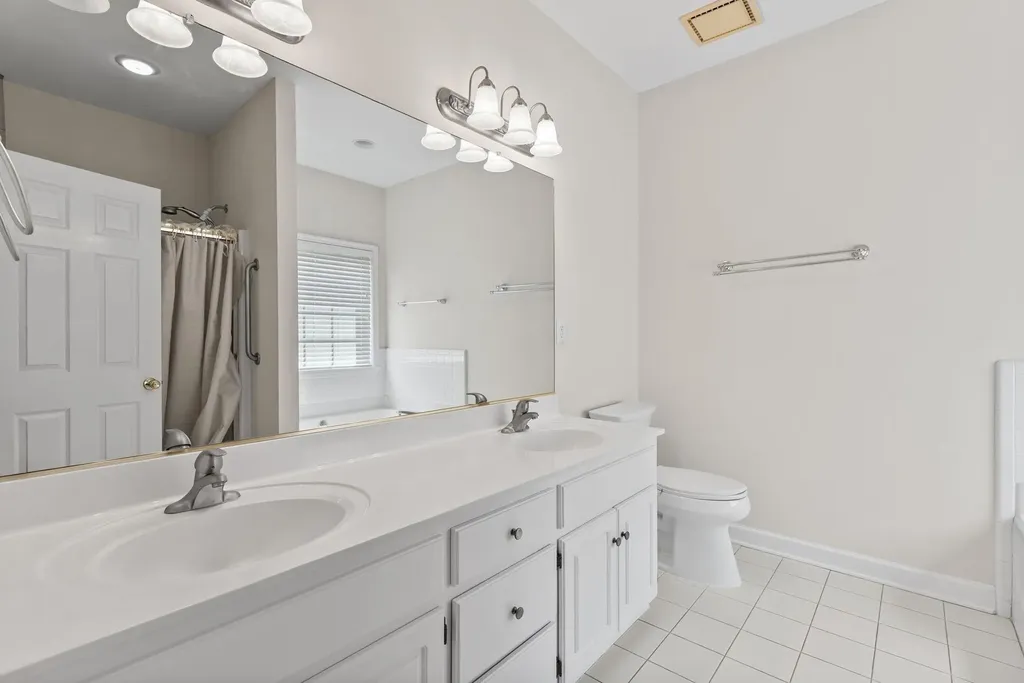 708 Crown Point Court Martinez GA 30907