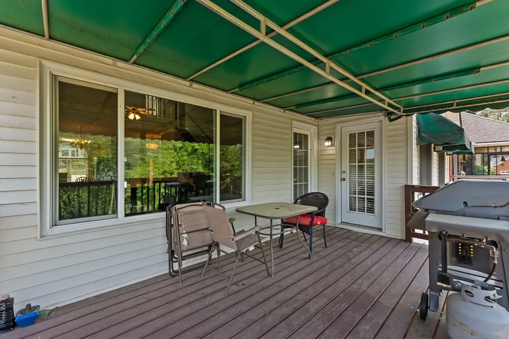 708 Crown Point Court Martinez GA 30907
