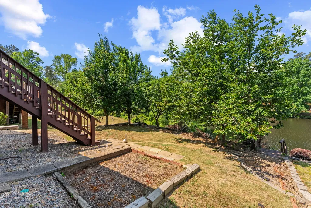 708 Crown Point Court Martinez GA 30907