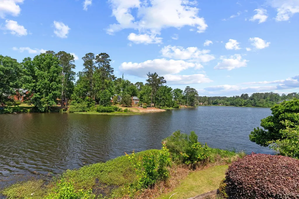 708 Crown Point Court Martinez GA 30907