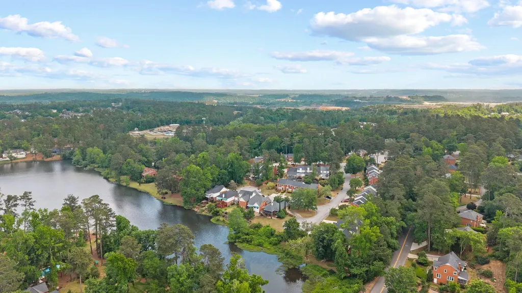 708 Crown Point Court Martinez GA 30907