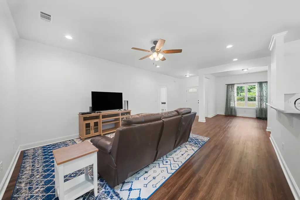 212 Camelia Drive Sylvania GA 30467