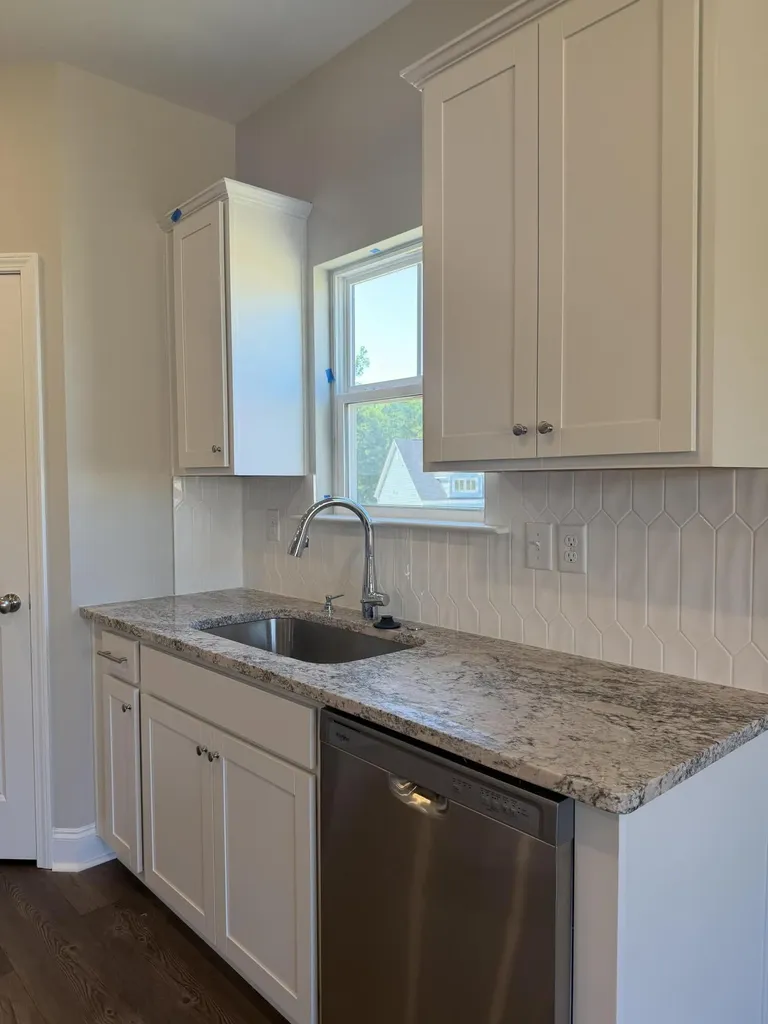 1388 Elias Station Thomson GA 30824