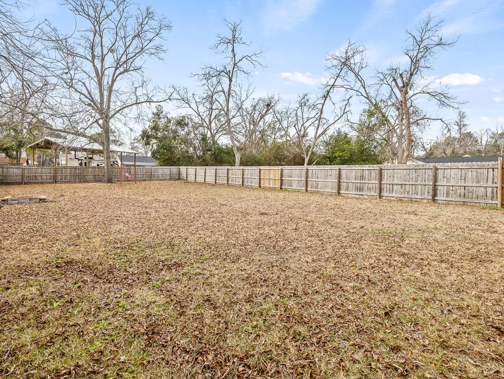 517 N Masonic Street Millen GA 30442