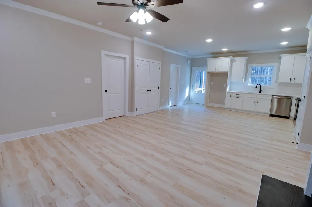 1165 Watersedge Cove Tignall GA 30668