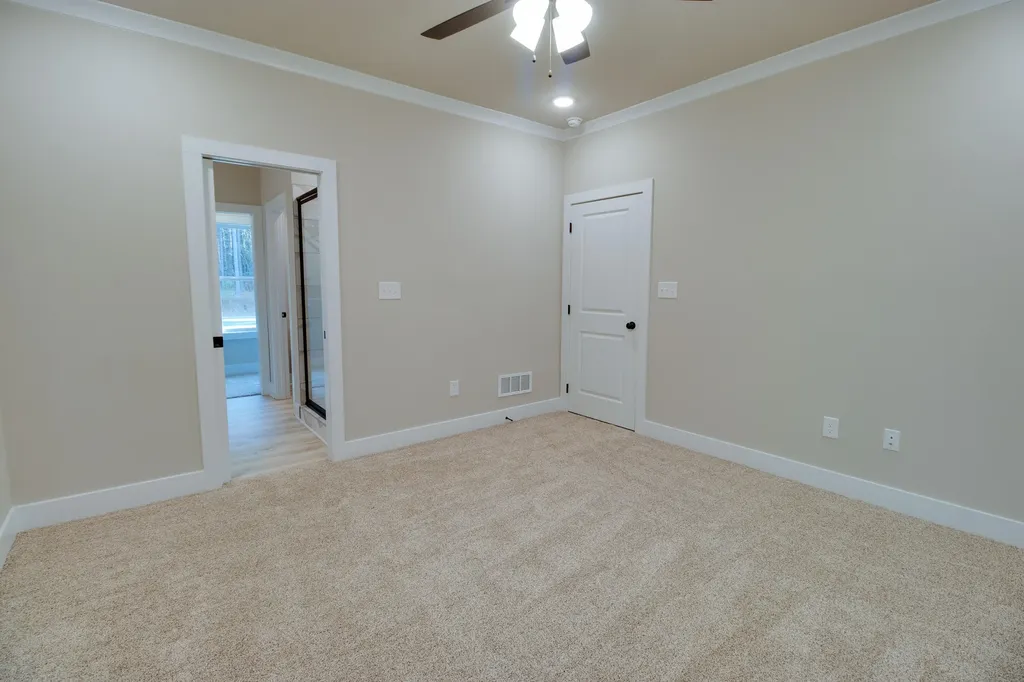 1165 Watersedge Cove Tignall GA 30668