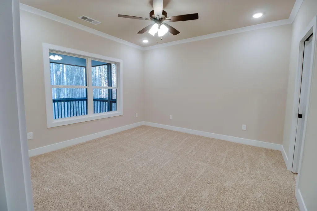 1165 Watersedge Cove Tignall GA 30668