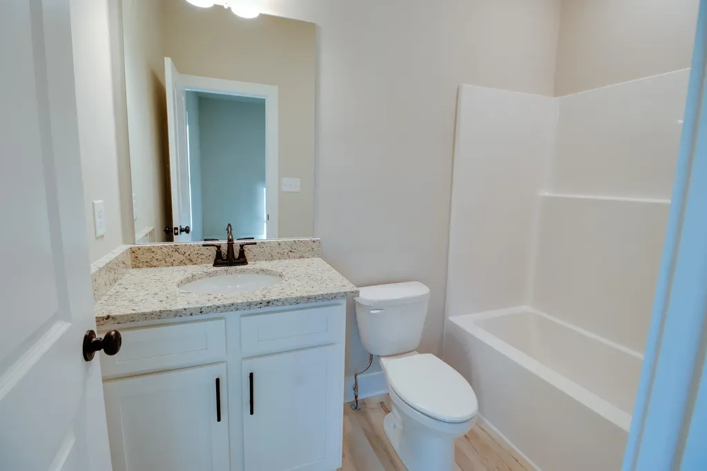 1165 Watersedge Cove Tignall GA 30668