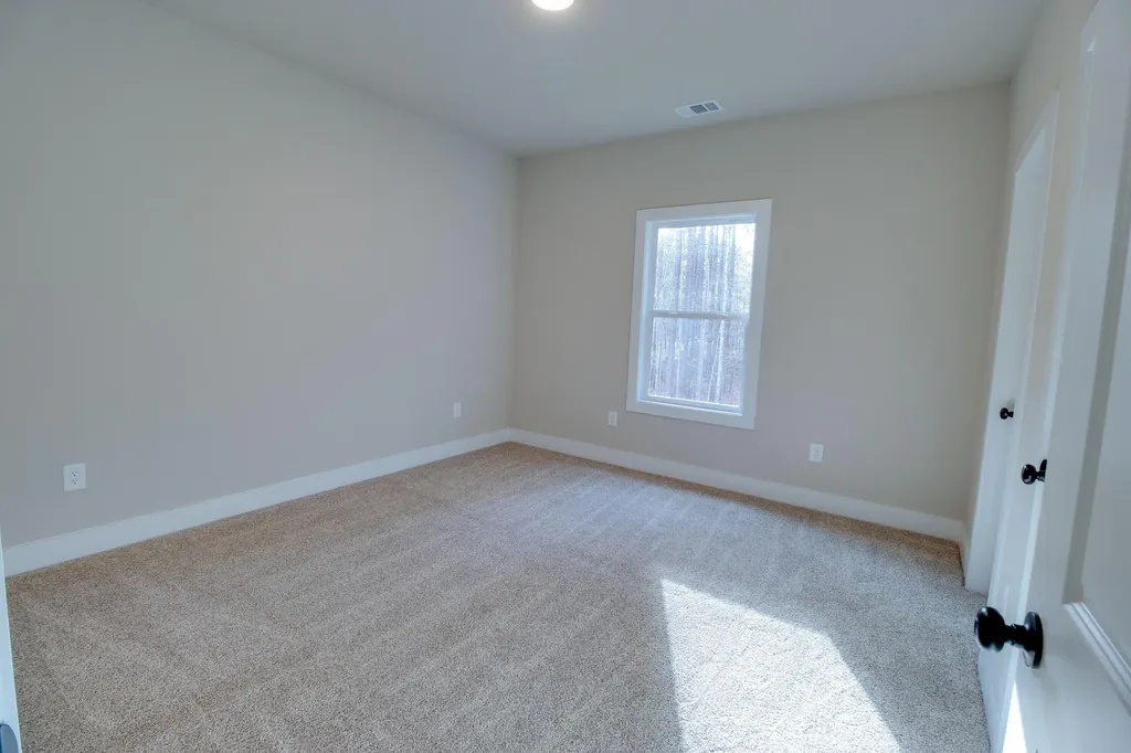 1165 Watersedge Cove Tignall GA 30668