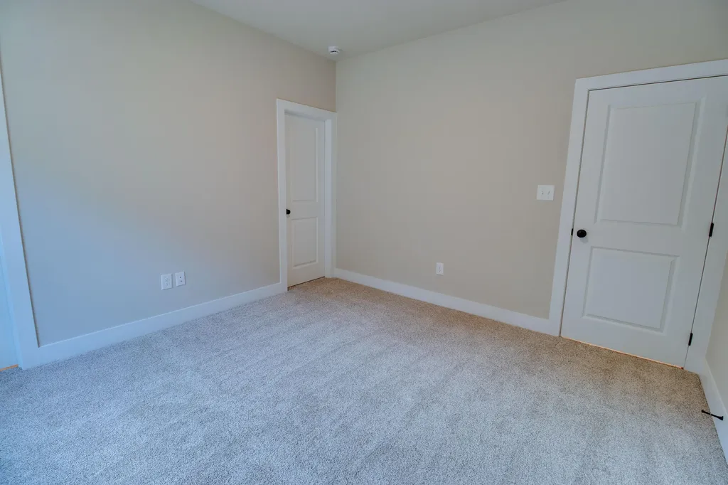 1165 Watersedge Cove Tignall GA 30668