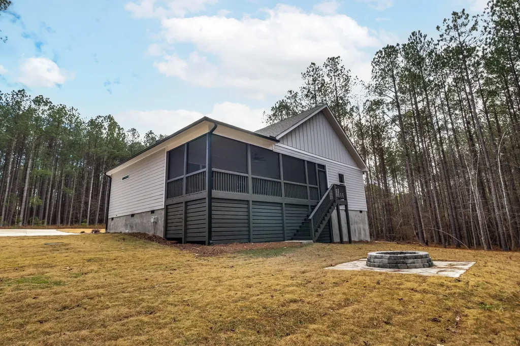 1165 Watersedge Cove Tignall GA 30668