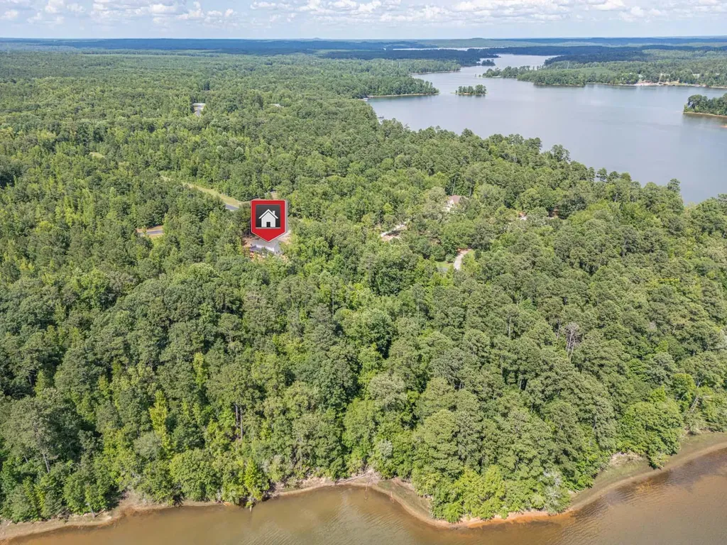1165 Watersedge Cove Tignall GA 30668