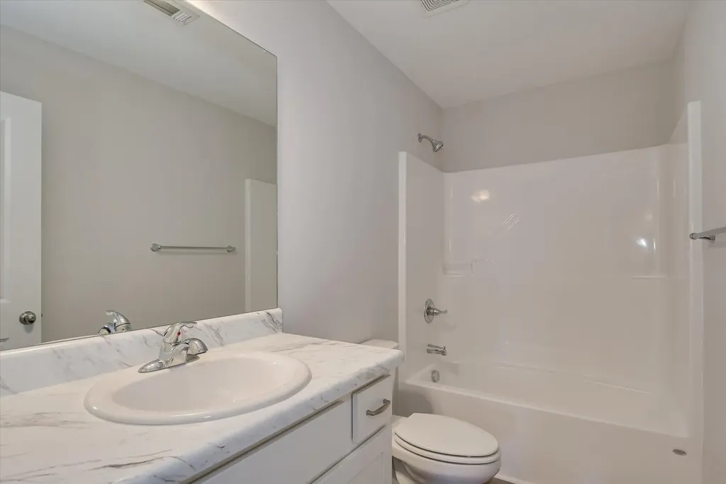 1299 Elias Station Thomson GA 30824