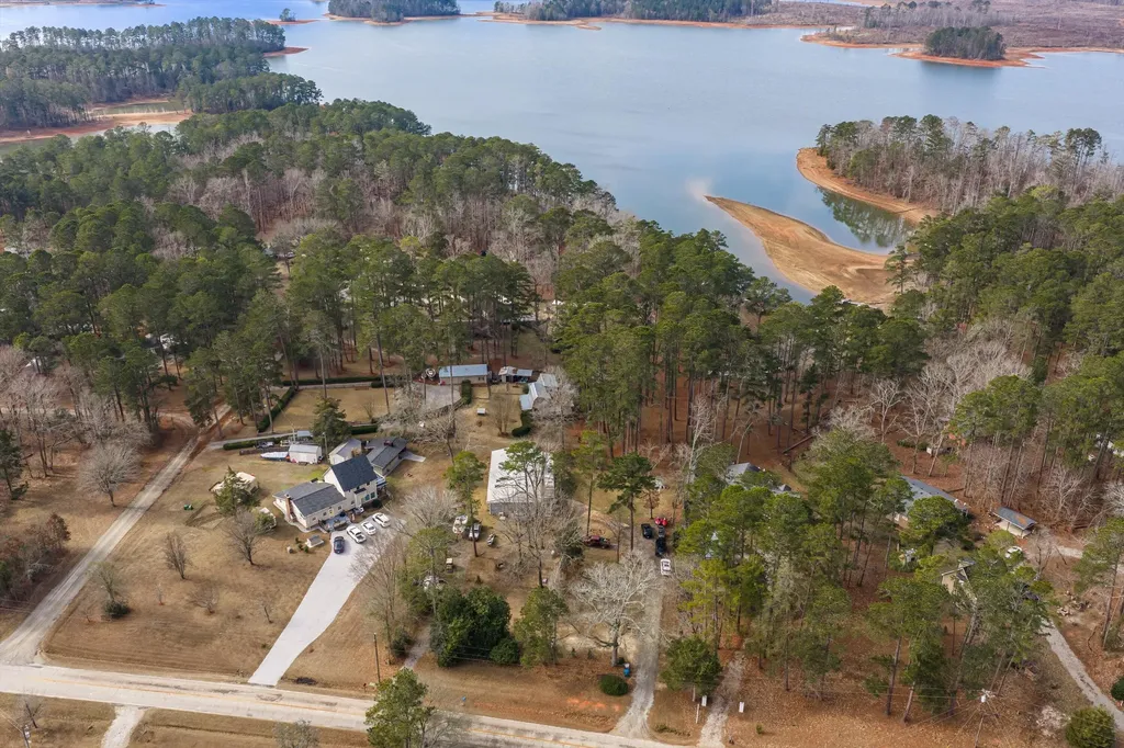 5977 Rousseau Creek Road Thomson GA 30824