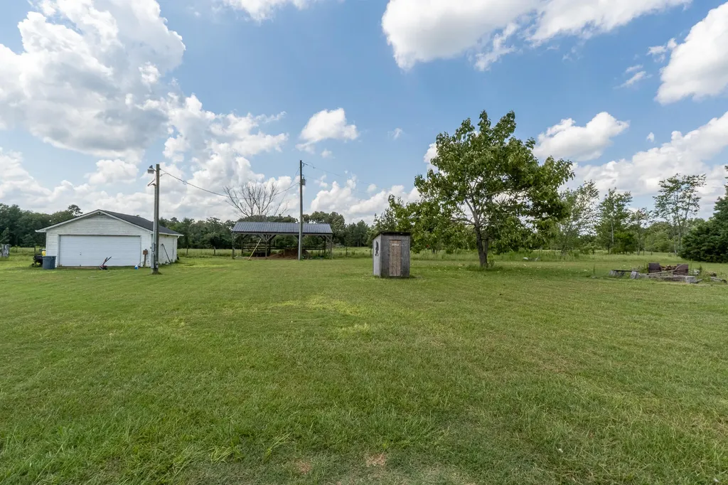 2750 Saint Clare Road Louisville GA 30434