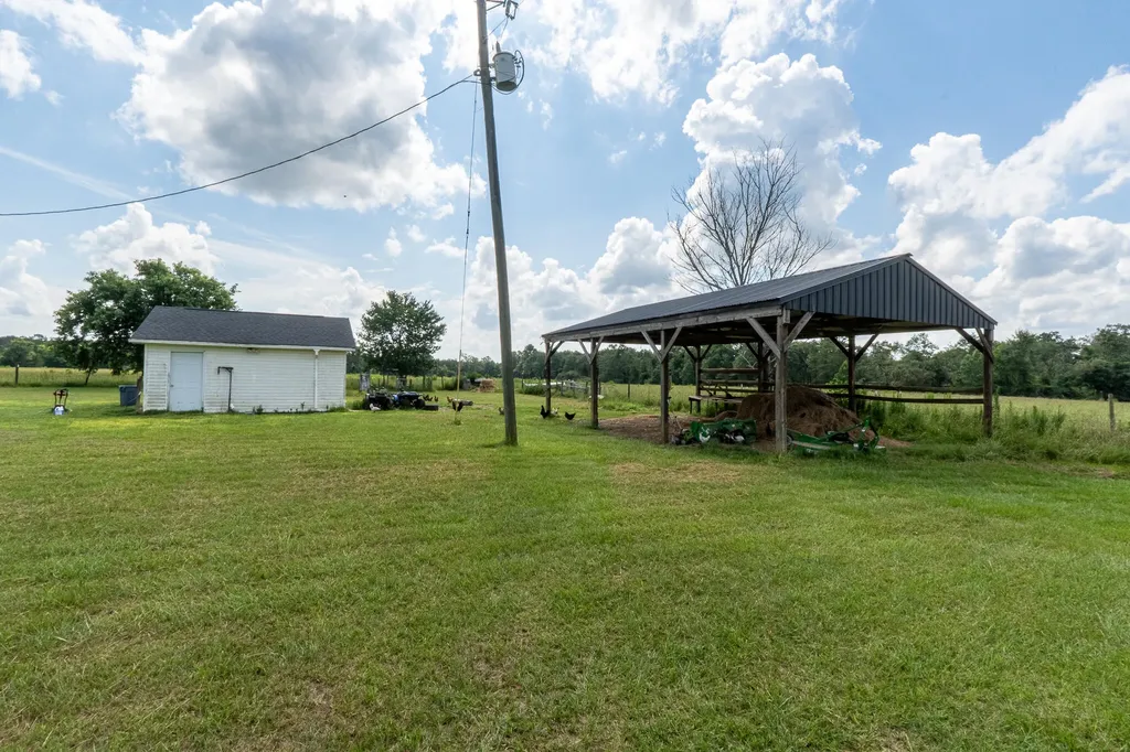 2750 Saint Clare Road Louisville GA 30434