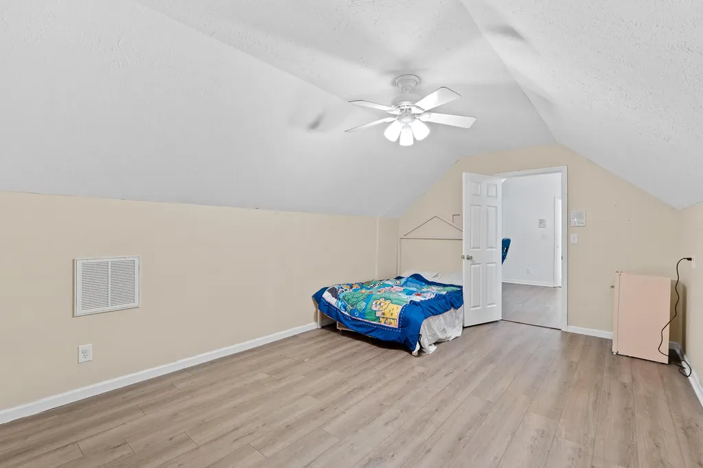 2750 Saint Clare Road Louisville GA 30434
