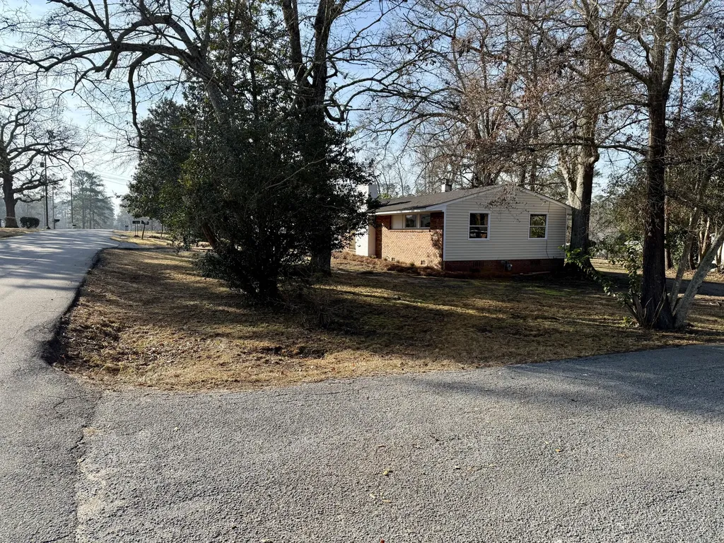 609 Hillcrest Drive Thomson GA 30824
