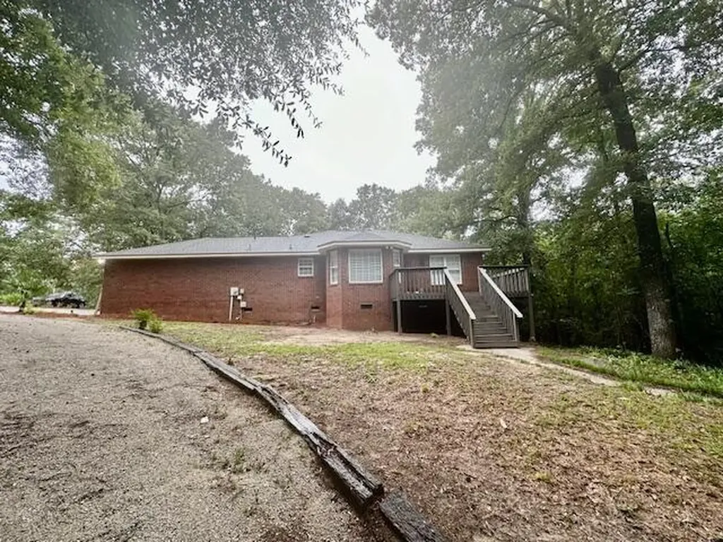 2125 Brown Road Hephzibah GA 30815