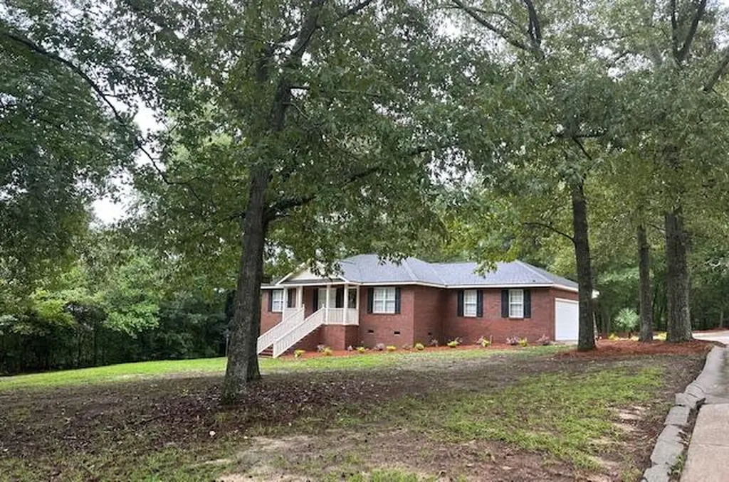 2125 Brown Road Hephzibah GA 30815