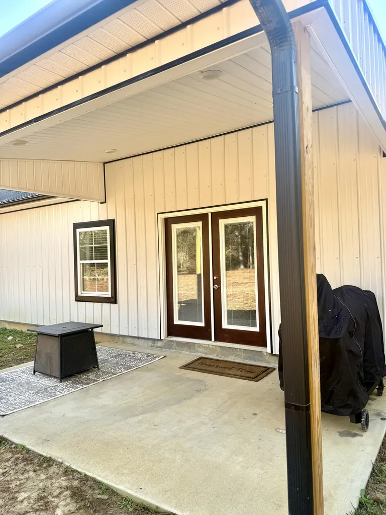 169 E Sheppard Street Stapleton GA 30823