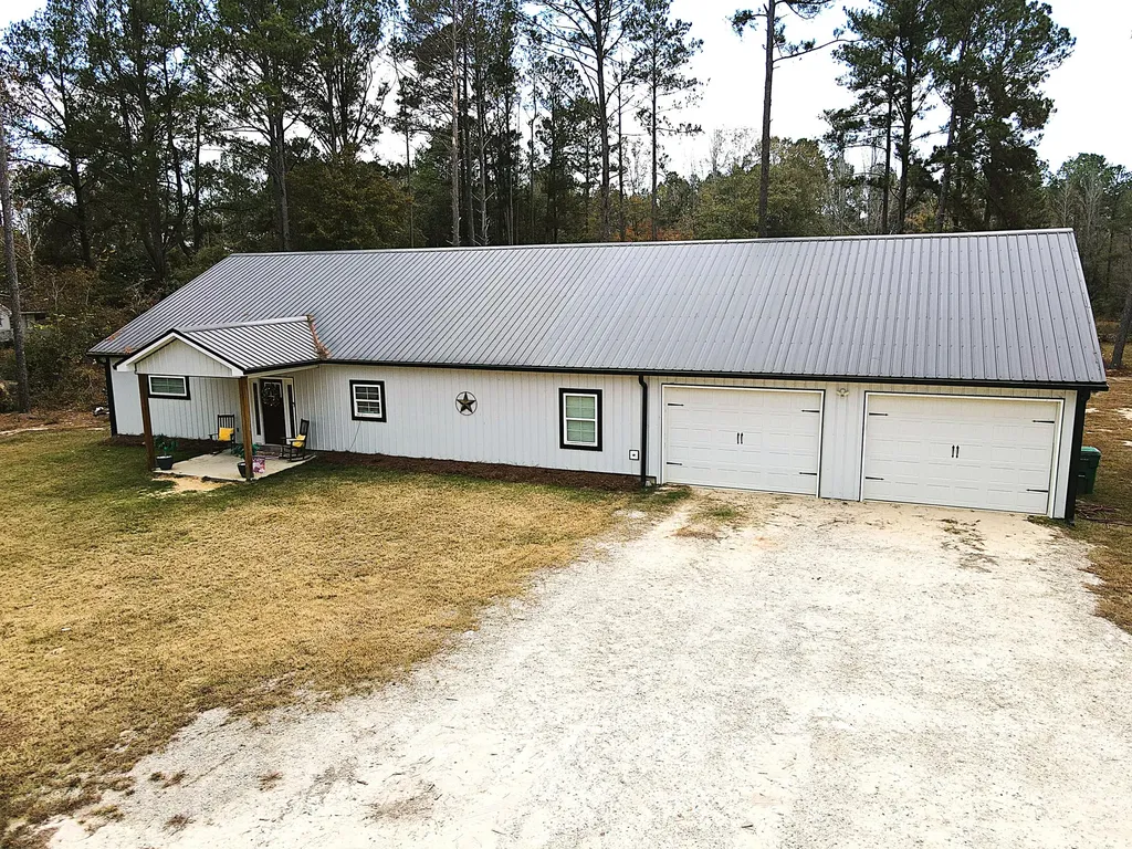 169 E Sheppard Street Stapleton GA 30823