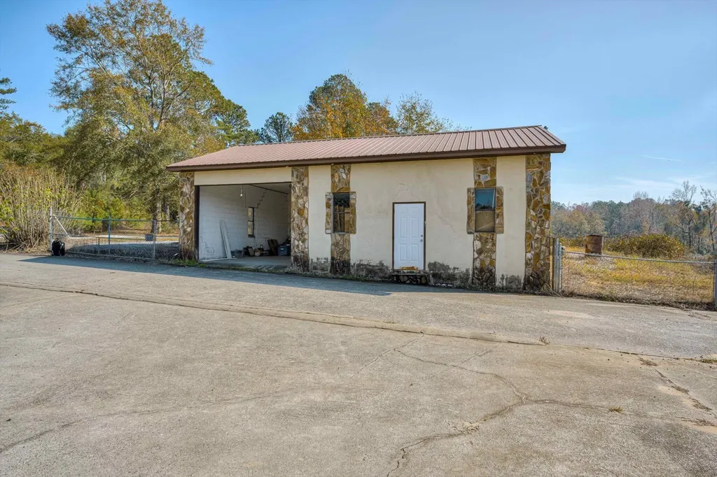 5974 Deans Bridge Road Blythe GA 30805