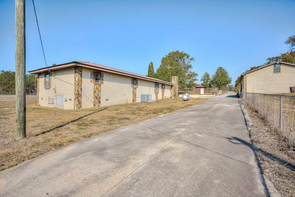 5974 Deans Bridge Road Blythe GA 30805