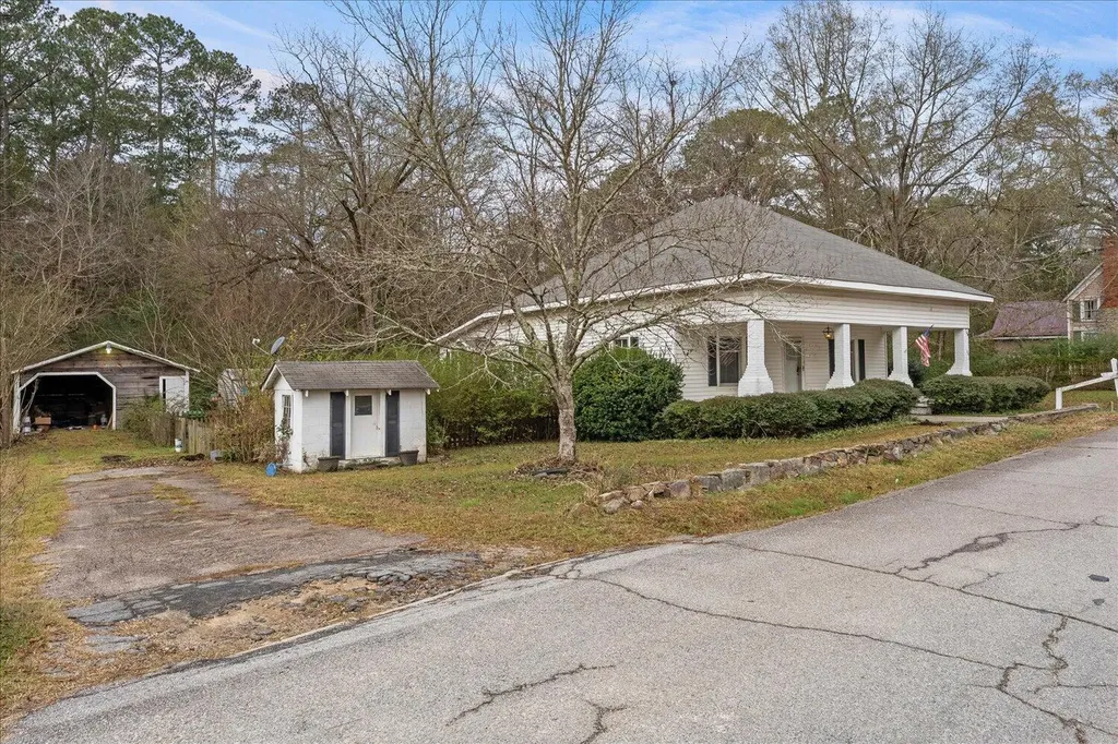 127 SW M.l.k. Jr Drive Crawfordville GA 30631