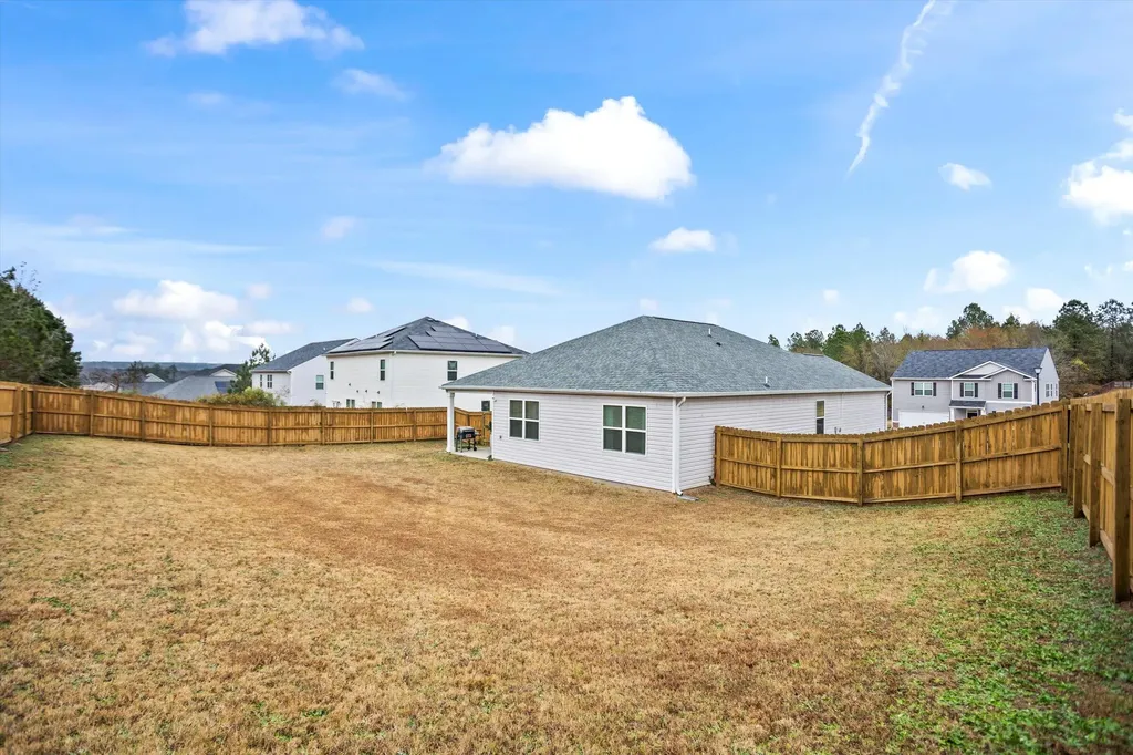 2316 Peach Blossom Hephzibah GA 30815