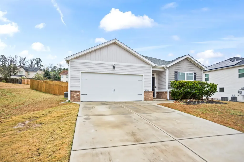 2316 Peach Blossom Hephzibah GA 30815