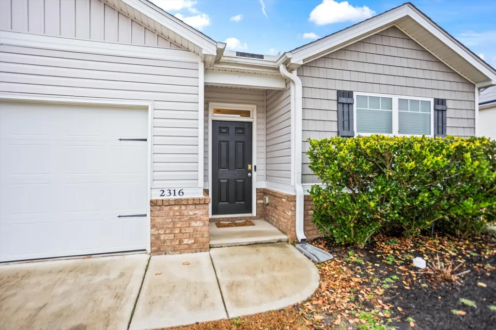 2316 Peach Blossom Hephzibah GA 30815