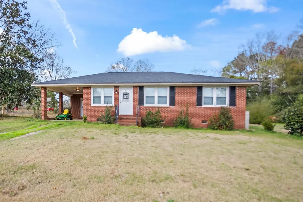 3825 Us Highway 25 Hephzibah GA 30815