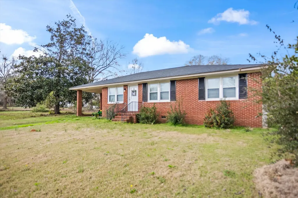 3825 Us Highway 25 Hephzibah GA 30815