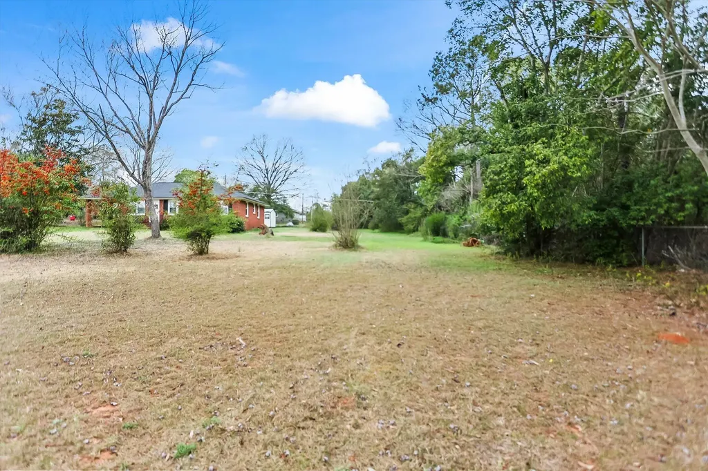 3825 Us Highway 25 Hephzibah GA 30815