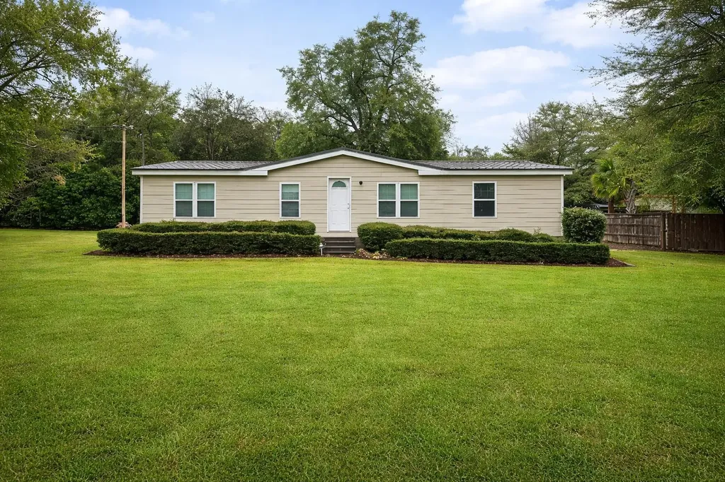 925 Hephzibah Mcbean Road Hephzibah GA 30815