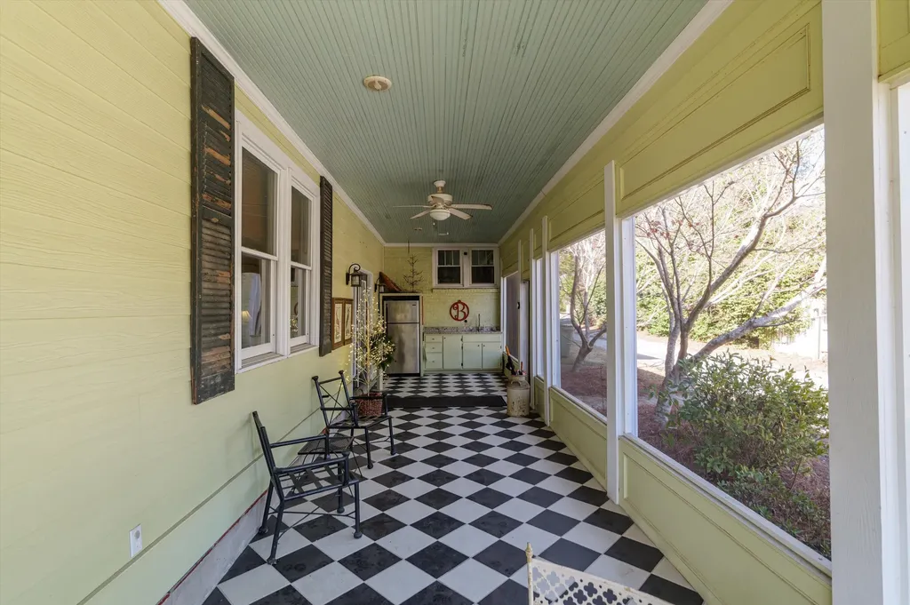 219 White Oak Street Thomson GA 30824