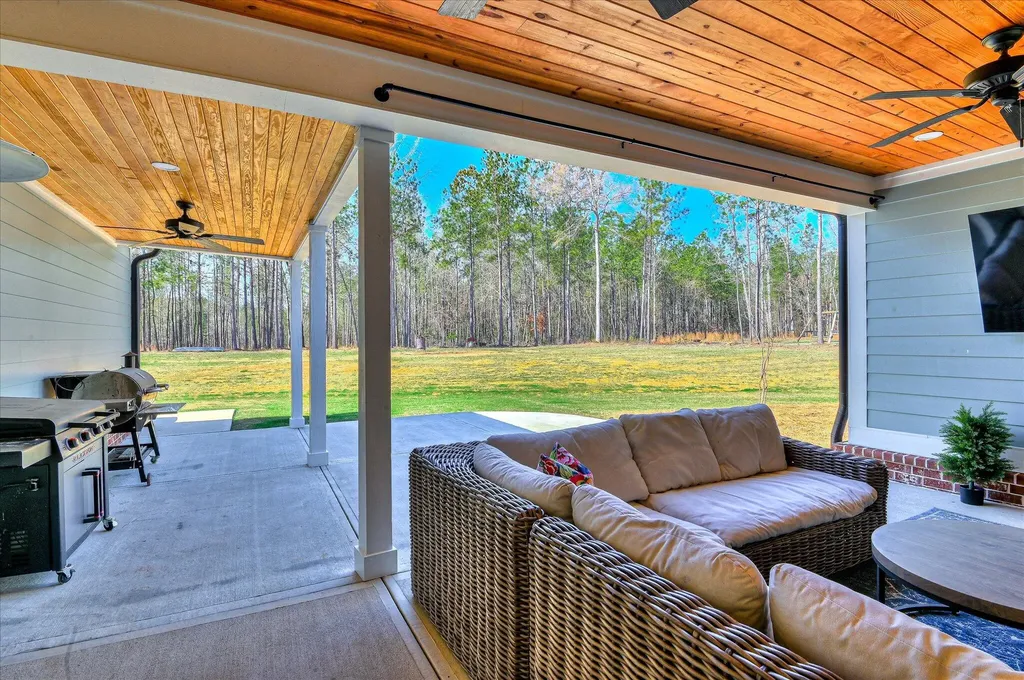 1630 Long Cove Drive Lincolnton GA 30817