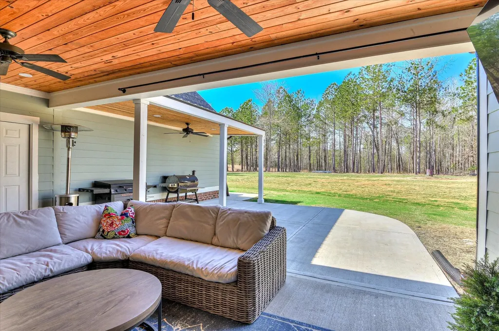 1630 Long Cove Drive Lincolnton GA 30817