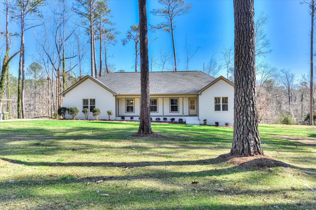 4626 Silver Lake Drive Evans GA 30809